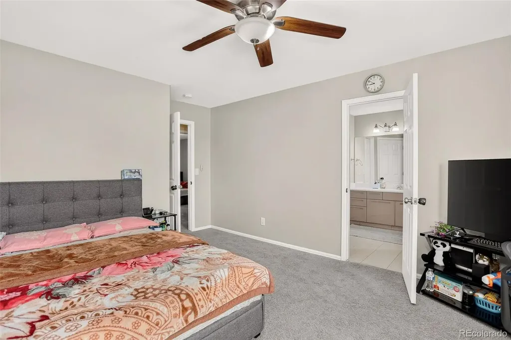 5067 Crystal Way Denver CO 80239