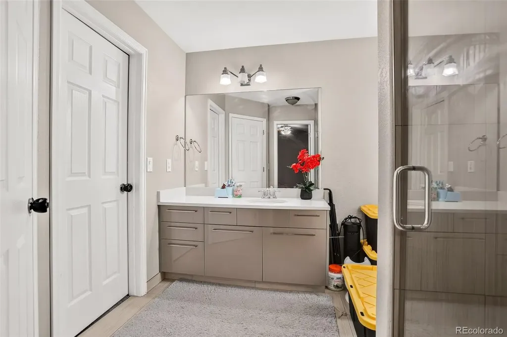5067 Crystal Way Denver CO 80239