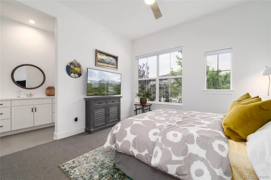 27810 E Lakeview Drive Aurora CO 80016