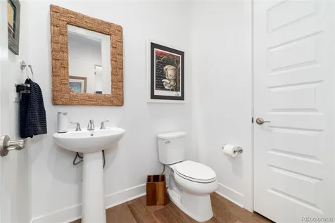 27810 E Lakeview Drive Aurora CO 80016