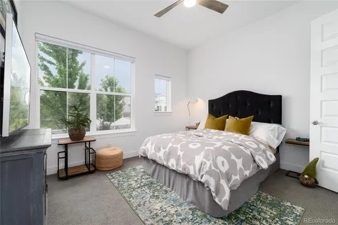 27810 E Lakeview Drive Aurora CO 80016