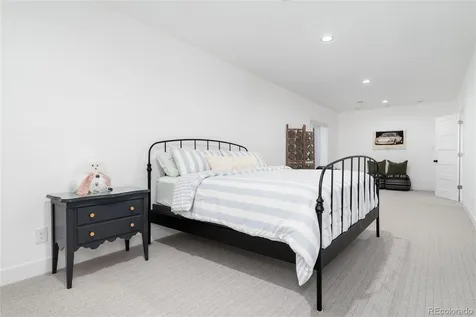 27810 E Lakeview Drive Aurora CO 80016