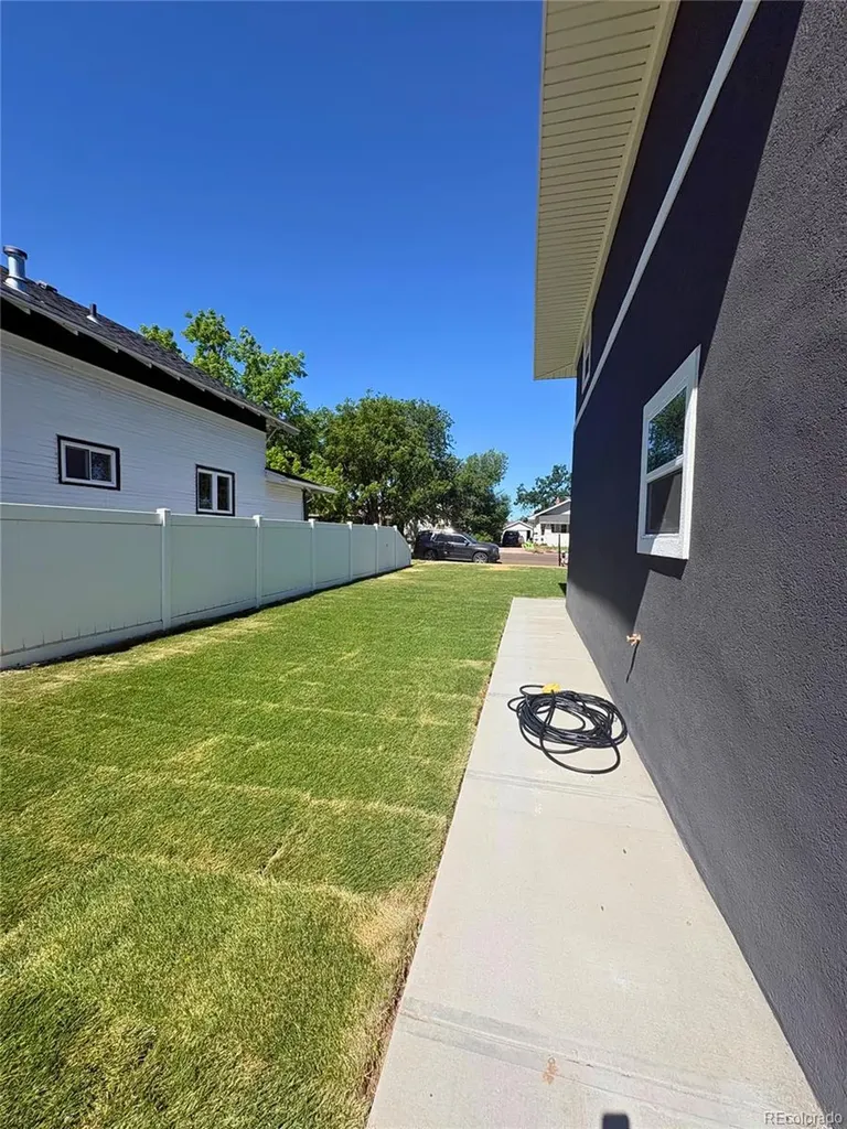 566 Custer Avenue Akron CO 80720