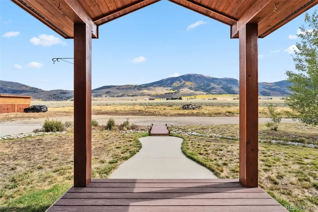 845 Elk Run Road Silverthorne CO 80498