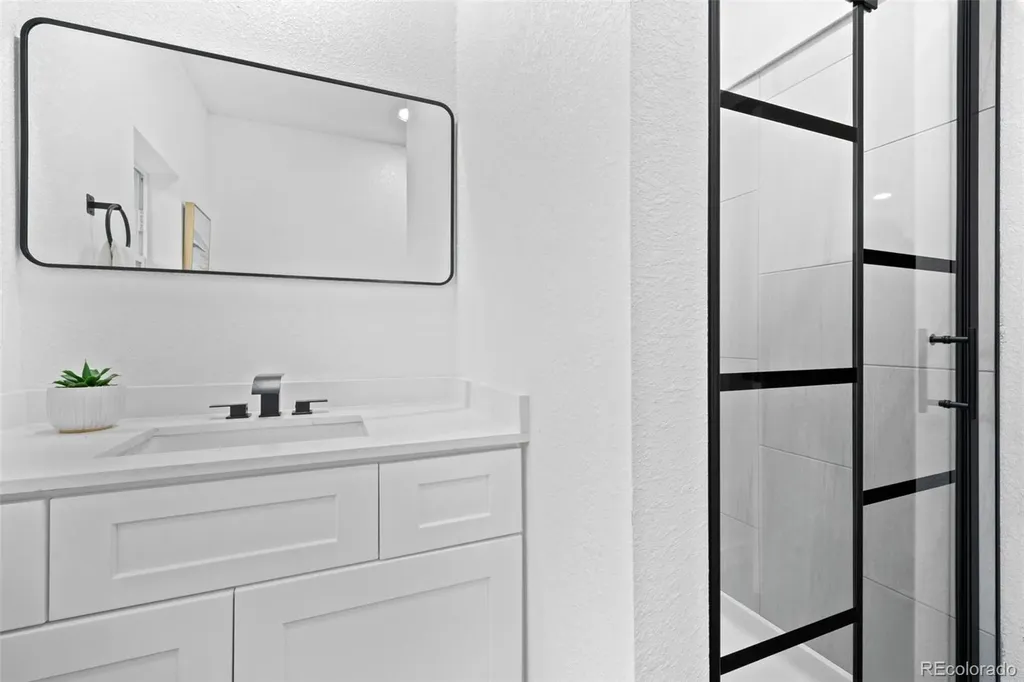 2735 W 56th Avenue Denver CO 80221