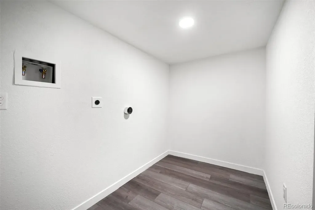 2735 W 56th Avenue Denver CO 80221