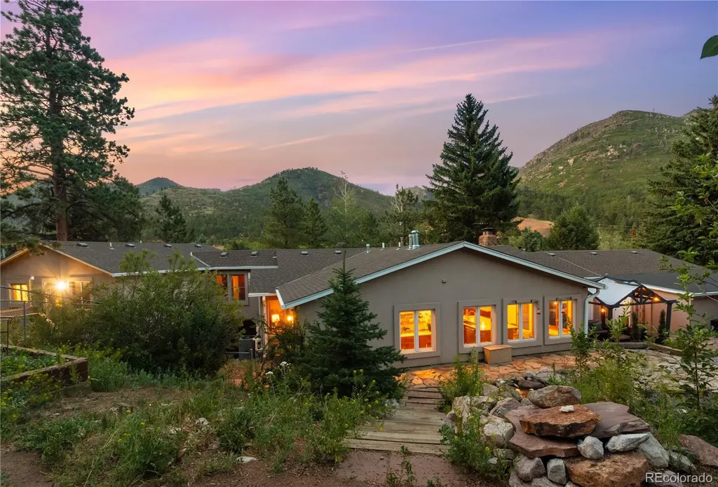 8825 Chipita Park Road Cascade CO 80809