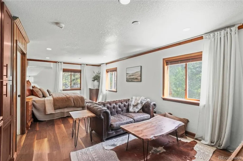 8825 Chipita Park Road Cascade CO 80809