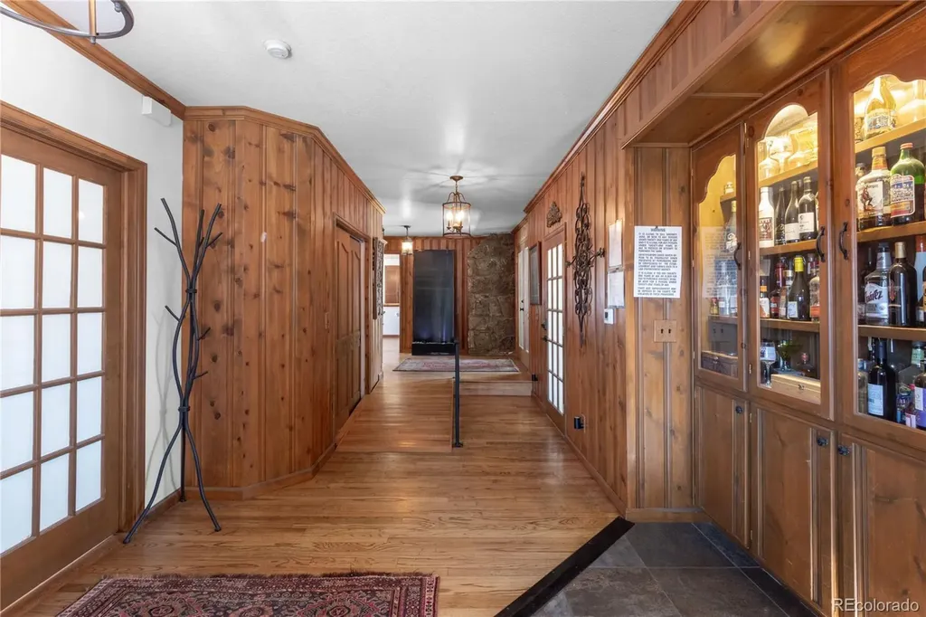 8825 Chipita Park Road Cascade CO 80809