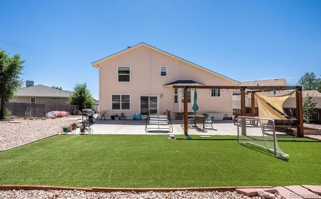 15 White Dove Court Pueblo CO 81001