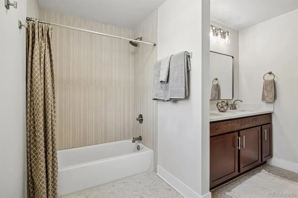 2964 S Verbena Way Denver CO 80231