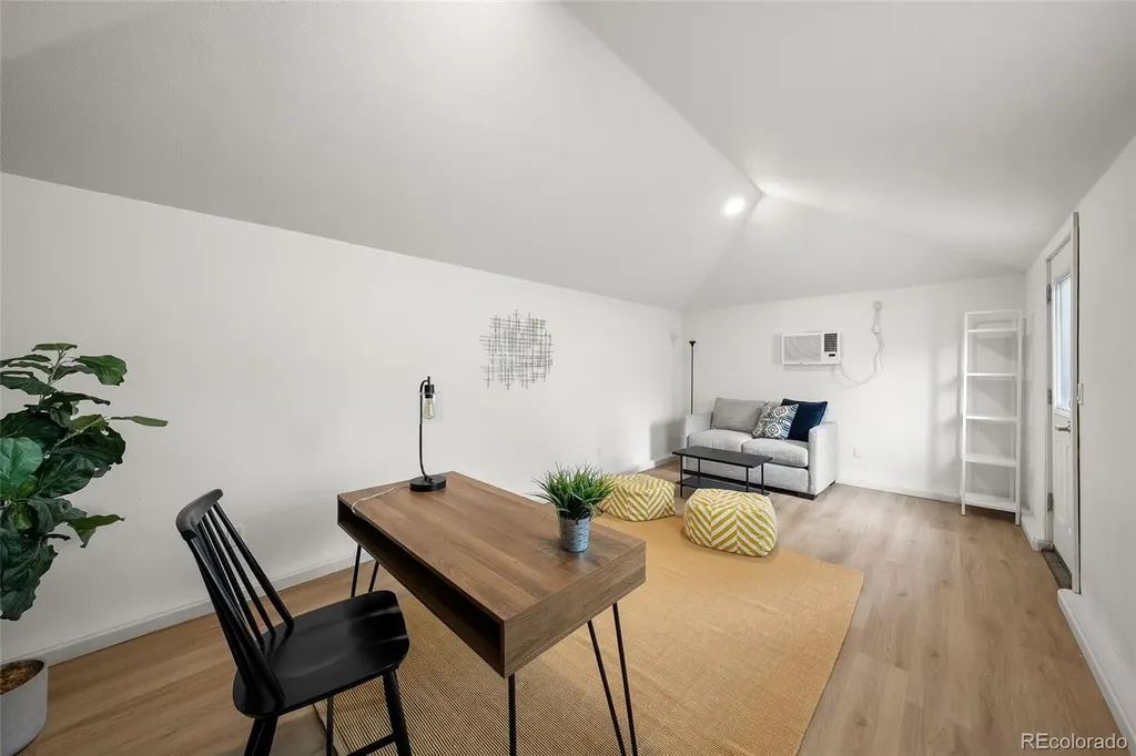 3132 E Florida Avenue Denver CO 80210