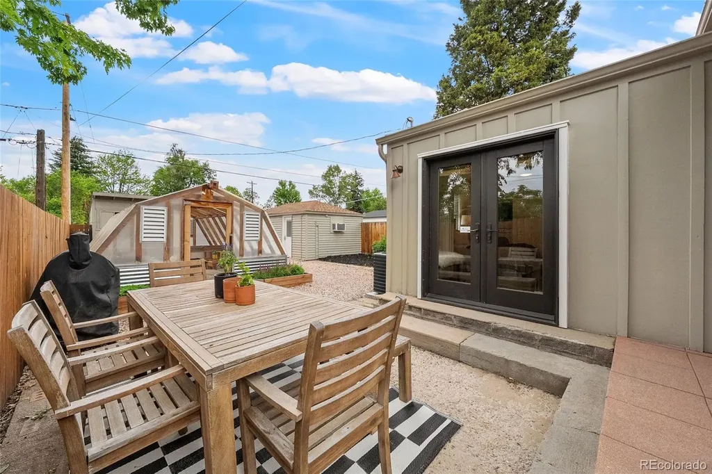 3132 E Florida Avenue Denver CO 80210