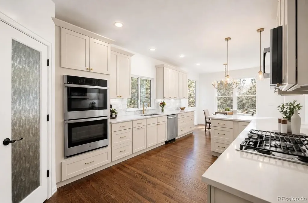 952 Greenridge Lane Castle Pines CO 80108