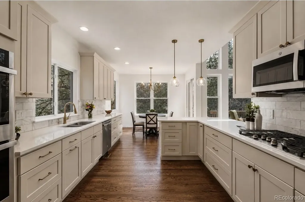 952 Greenridge Lane Castle Pines CO 80108