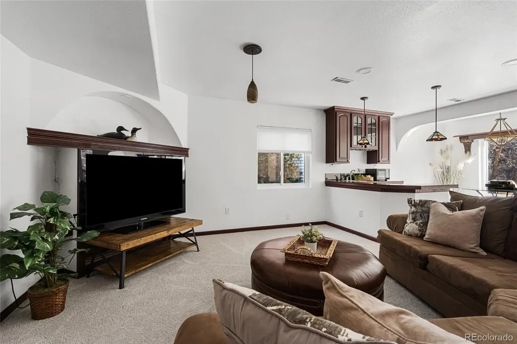 952 Greenridge Lane Castle Pines CO 80108