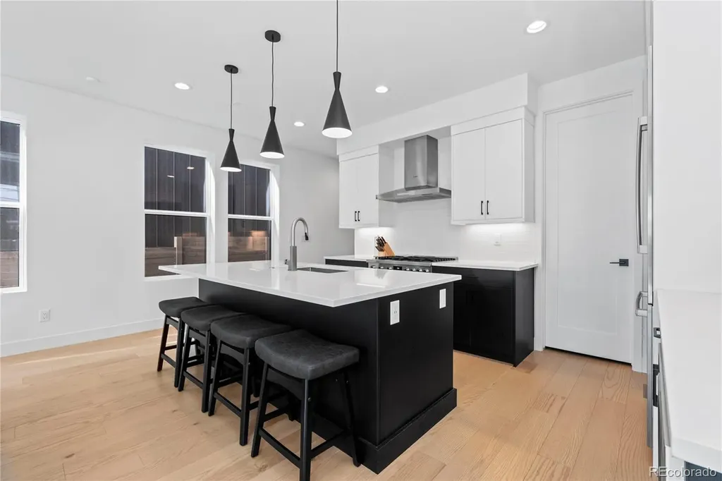 3646 Quivas Street Denver CO 80211