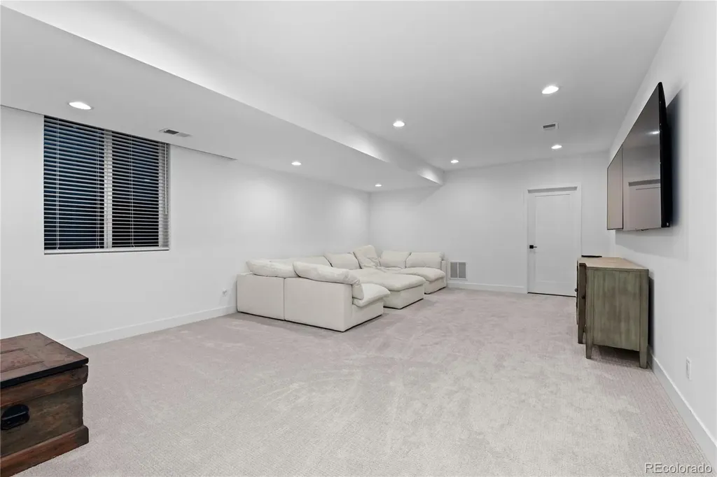 3646 Quivas Street Denver CO 80211