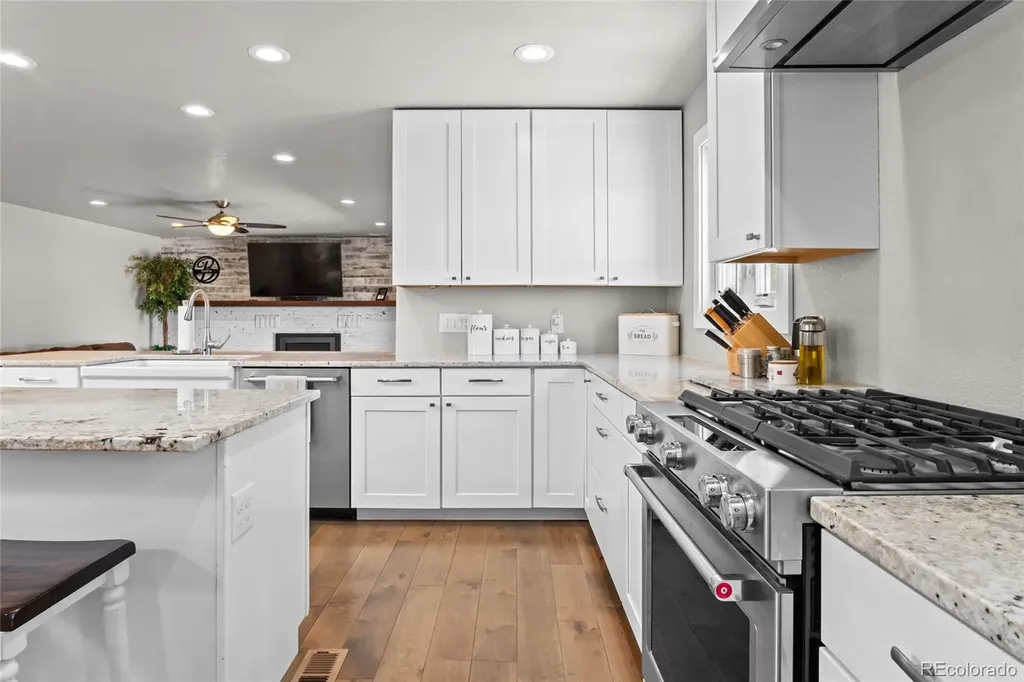 21375 E Nichols Place Aurora CO 80016