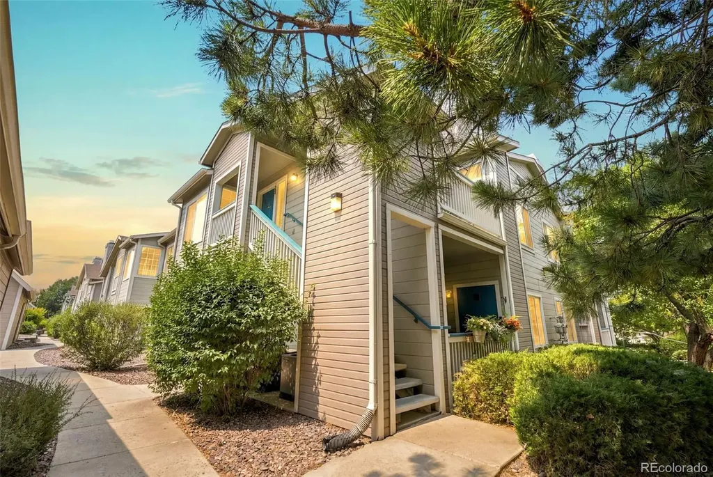 8427 Thunder Ridge Way Littleton CO 80126
