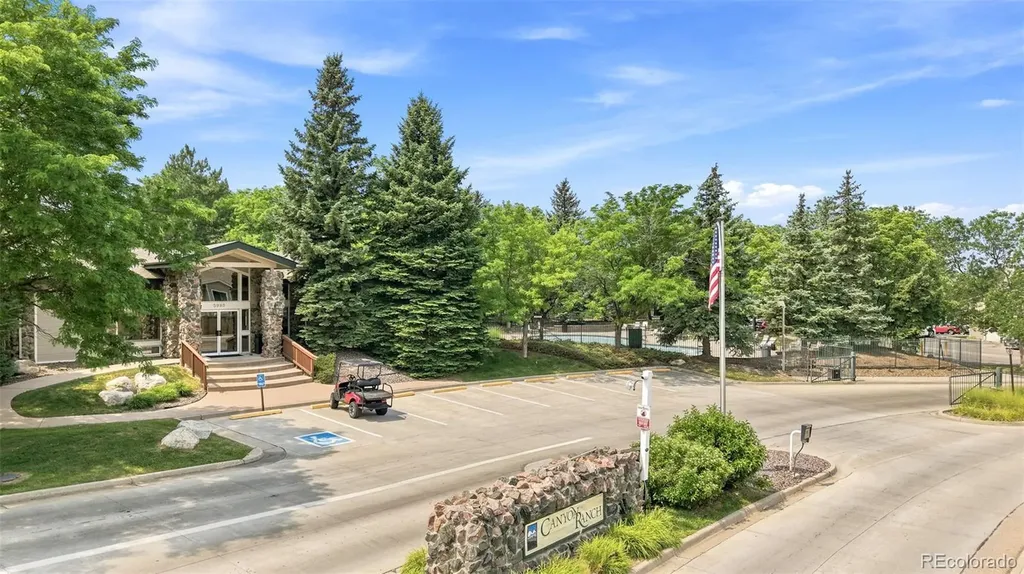 8427 Thunder Ridge Way Littleton CO 80126