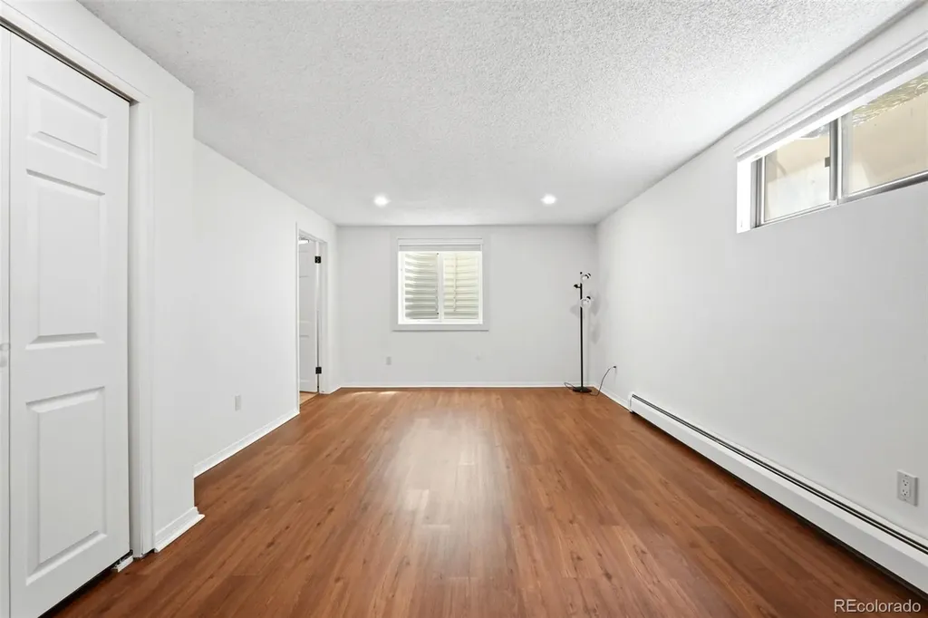 2429 S Chase Lane Lakewood CO 80227