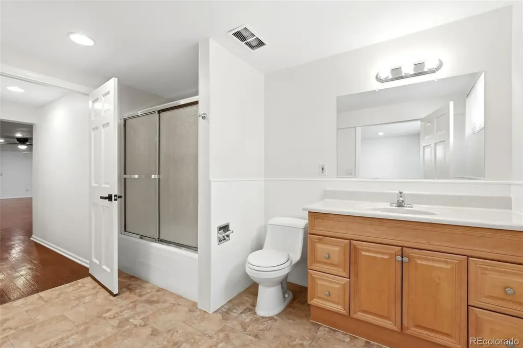 2429 S Chase Lane Lakewood CO 80227