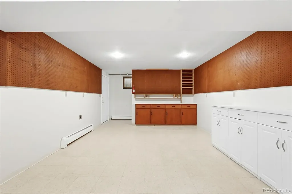 2429 S Chase Lane Lakewood CO 80227