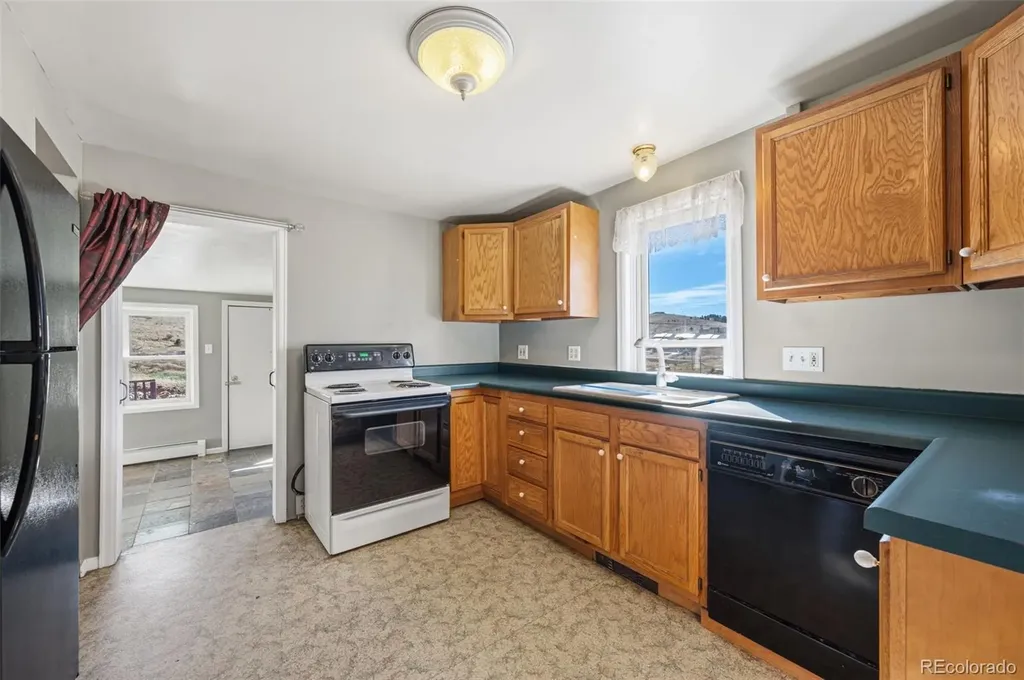 310 E Whiting Avenue Cripple Creek CO 80813