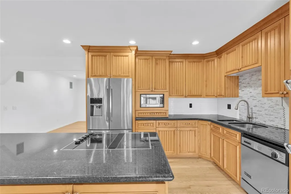 3019 S Eaton Street Denver CO 80227