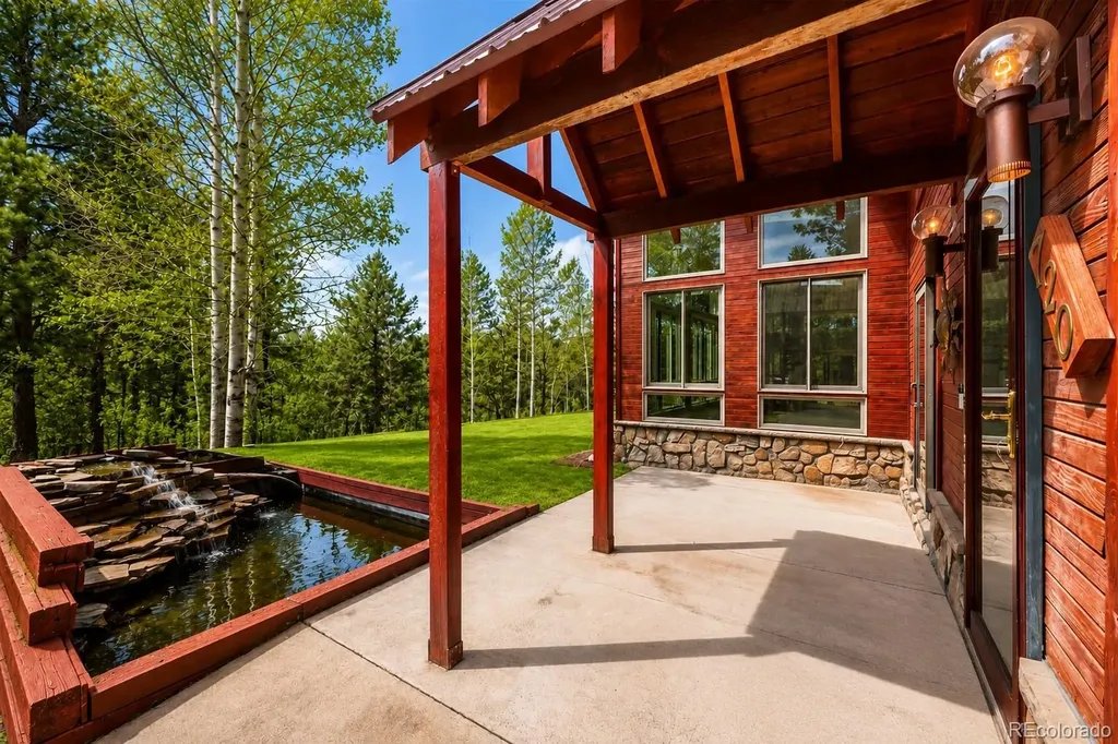 720 N Bluff Drive Franktown CO 80116