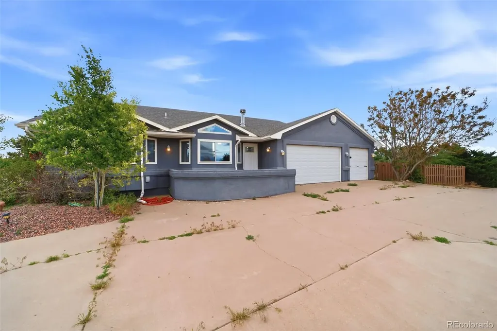 321 W Linden Avenue Pueblo West CO 81007
