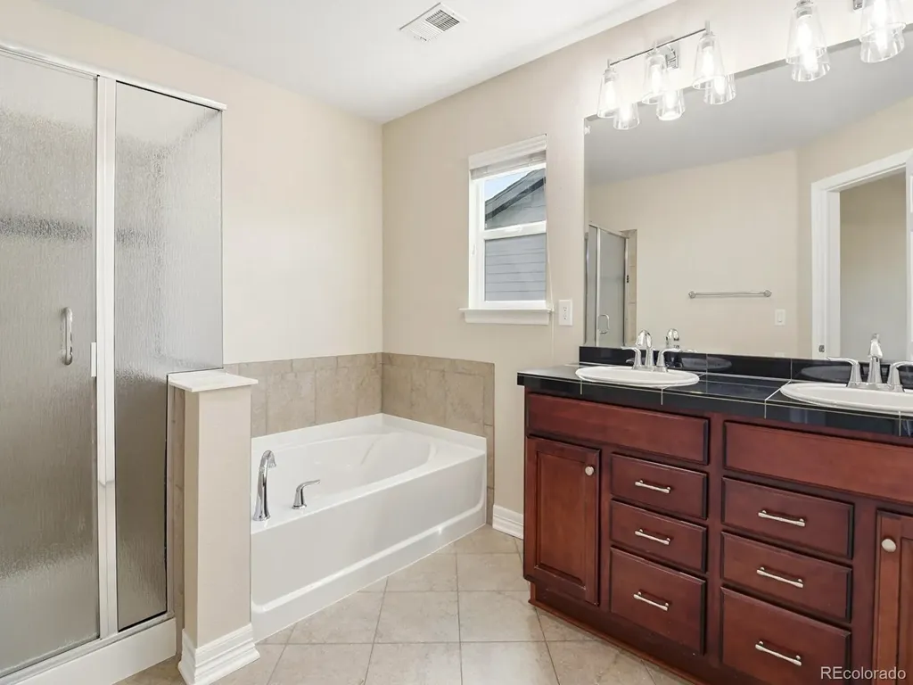 2633 Havana Street Denver CO 80238