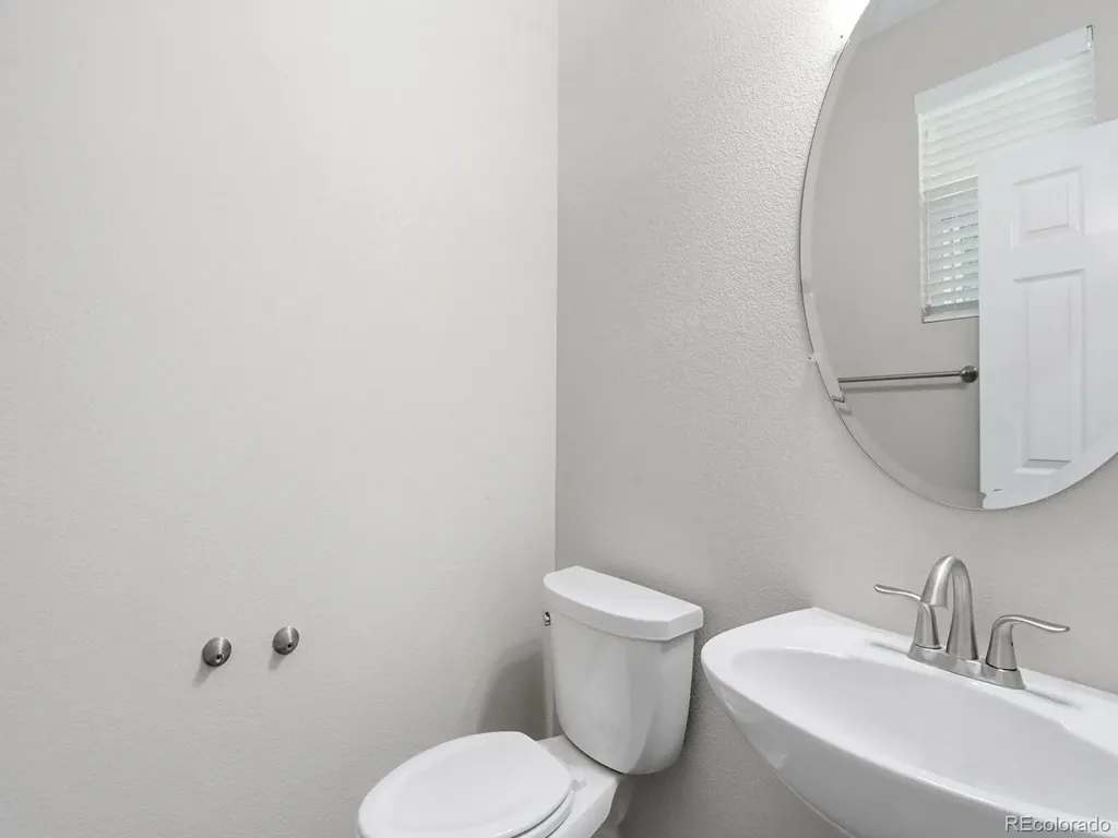 2633 Havana Street Denver CO 80238