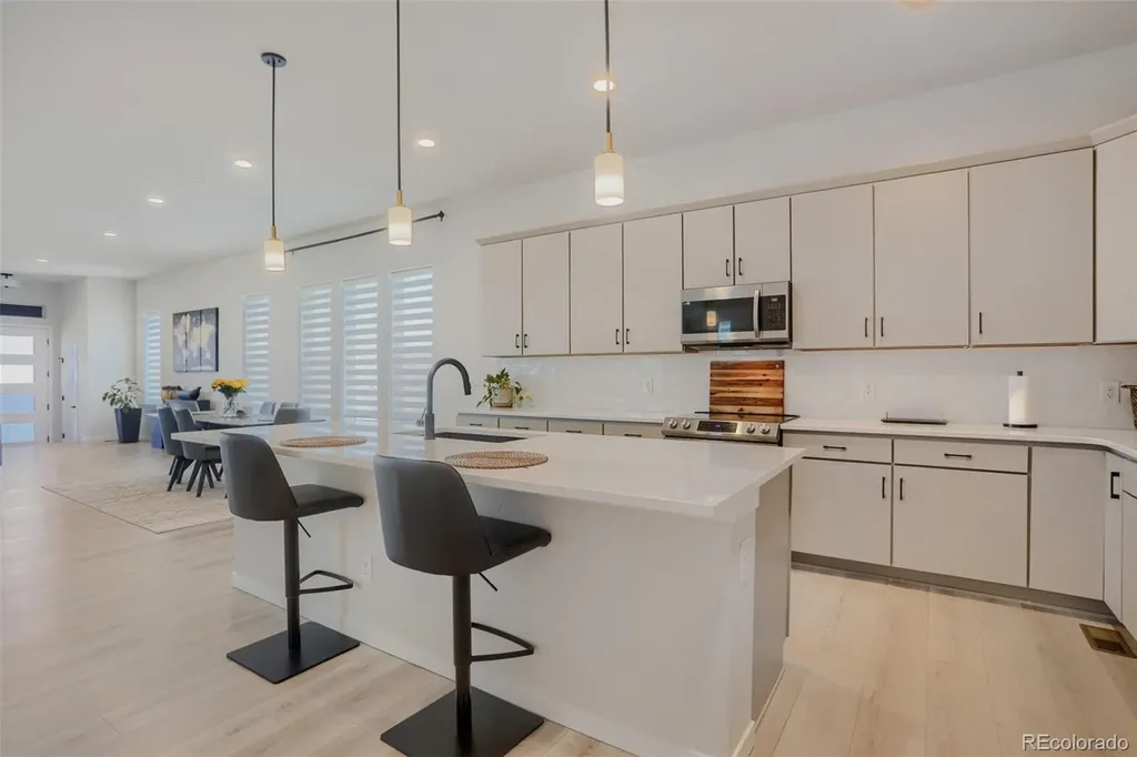 6264 N Lisbon Street Aurora CO 80019