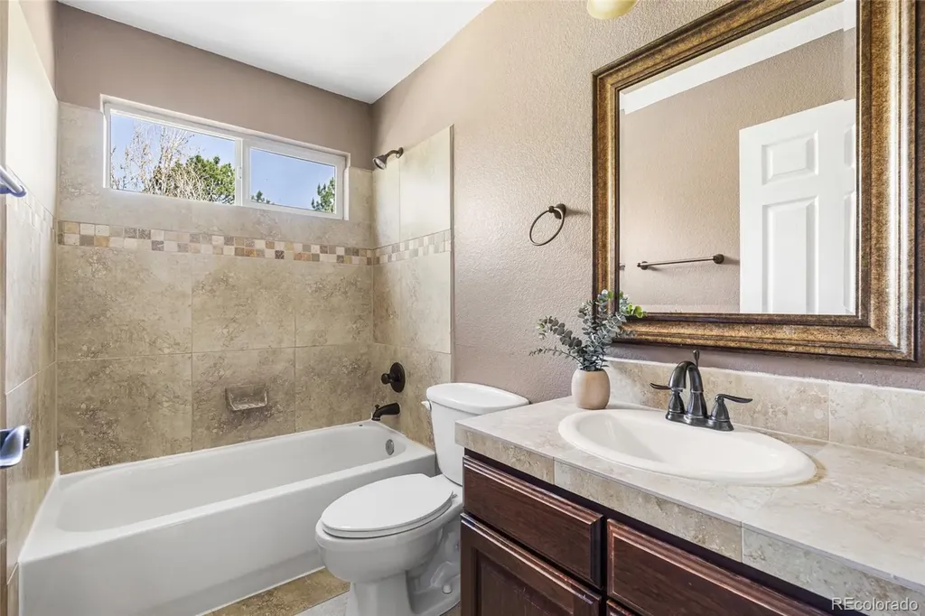 5934 S Yampa Street Aurora CO 80016