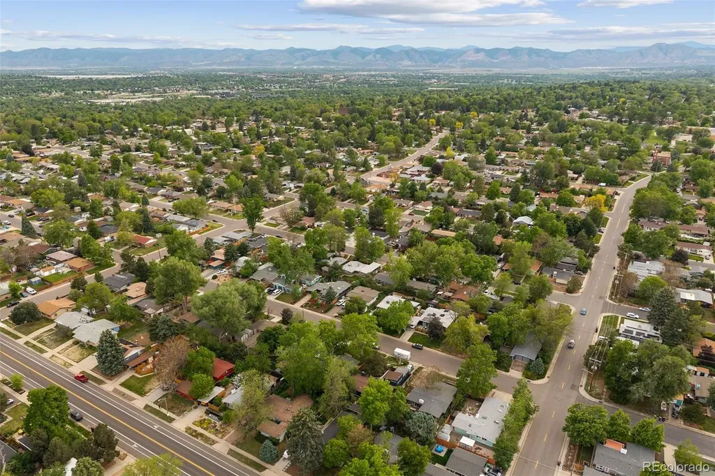 2550 S Newton Street Denver CO 80219