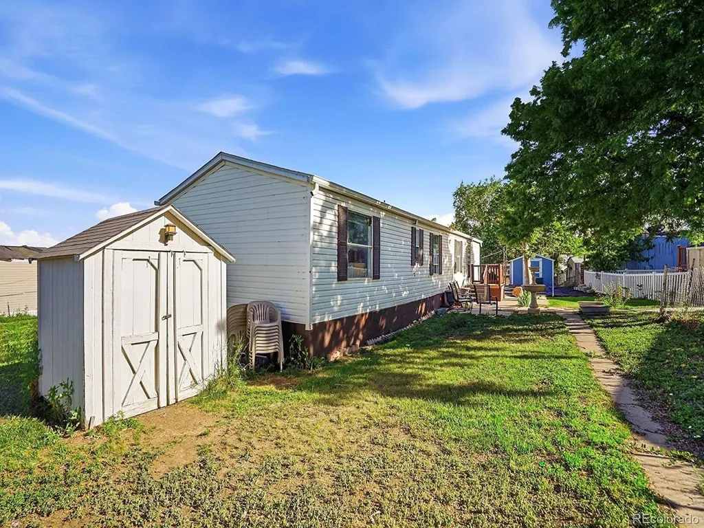 4211 E 100th Avenue Thornton CO 80229