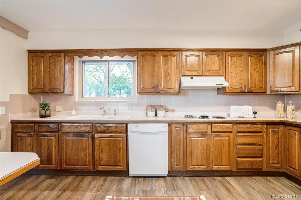 7625 W 25th Avenue Lakewood CO 80214