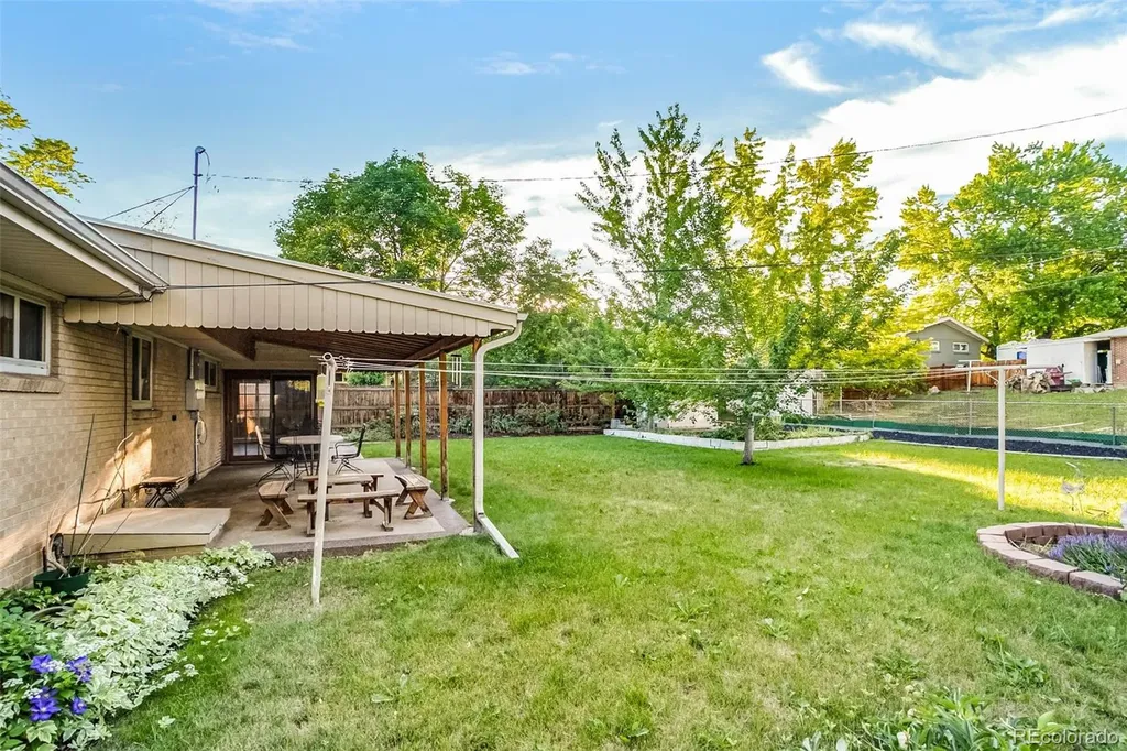 7625 W 25th Avenue Lakewood CO 80214