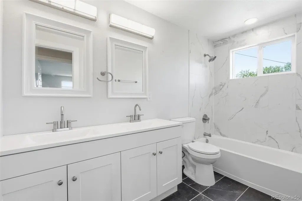 672 Elkhart Street Aurora CO 80011