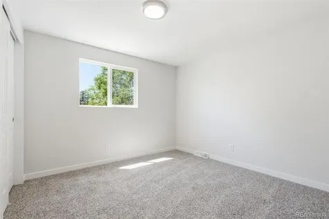 672 Elkhart Street Aurora CO 80011