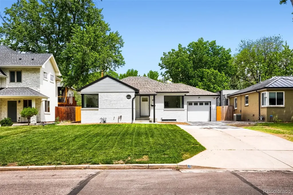 940 Magnolia Street Denver CO 80220