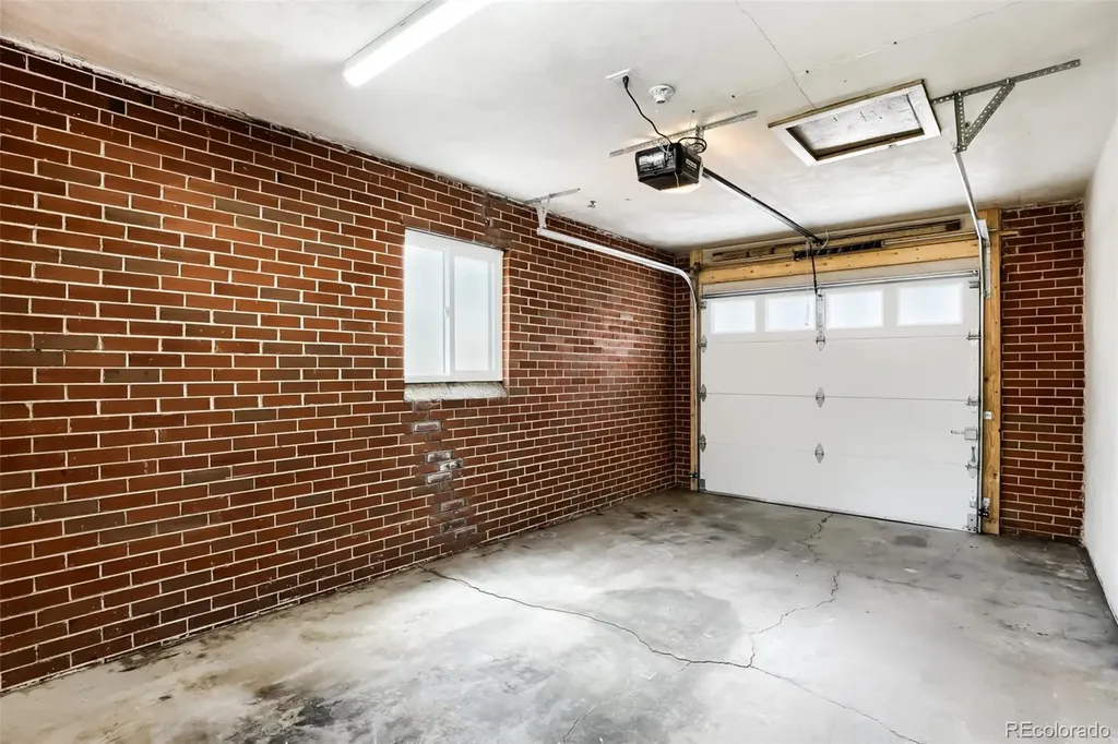 940 Magnolia Street Denver CO 80220