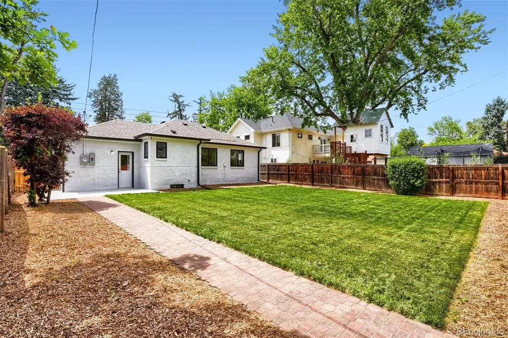 940 Magnolia Street Denver CO 80220