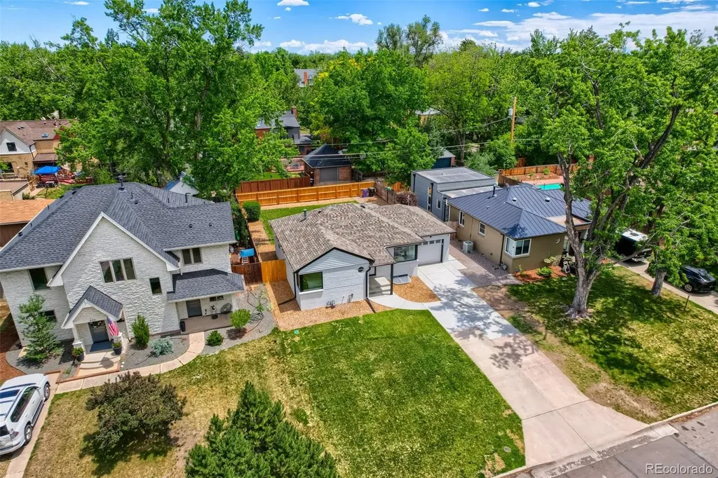 940 Magnolia Street Denver CO 80220