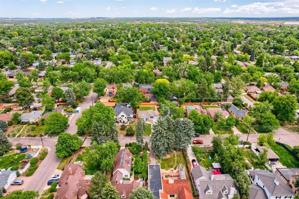940 Magnolia Street Denver CO 80220