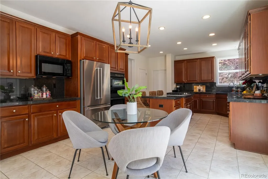 2550 Shadecrest Place Littleton CO 80126