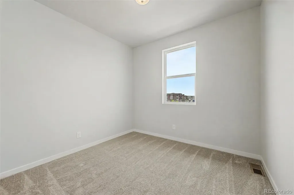 5826 N Orleans Street Aurora CO 80019