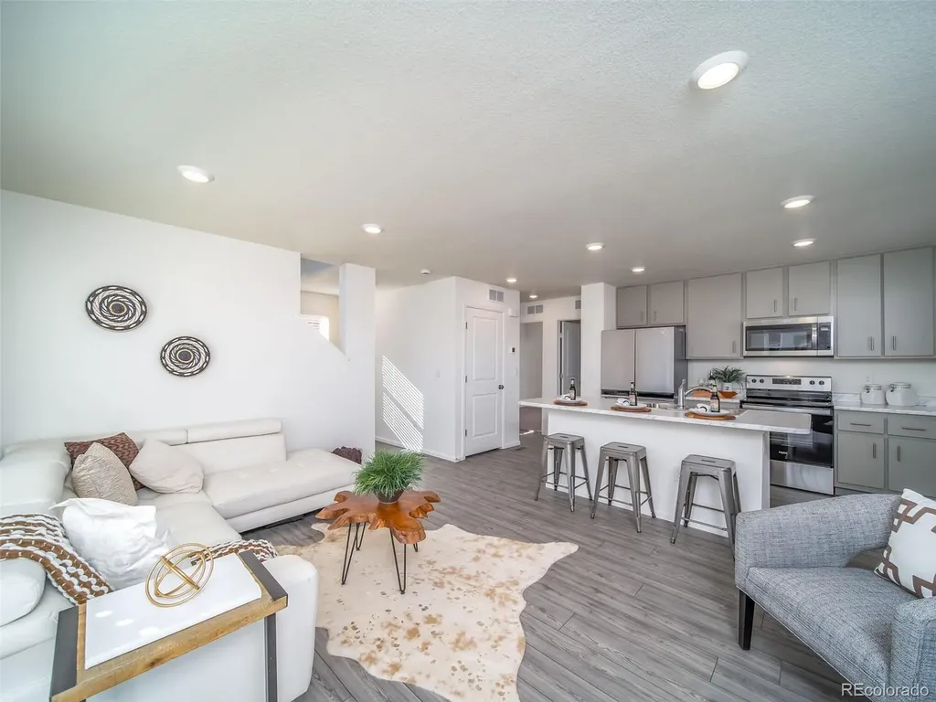 46543 Gold Prairie Drive Bennett CO 80102